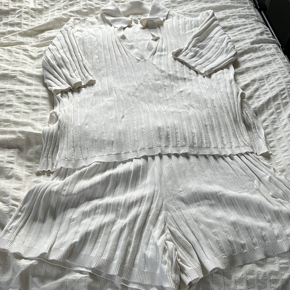 H&M Matching White Ribbed Lounge Set
